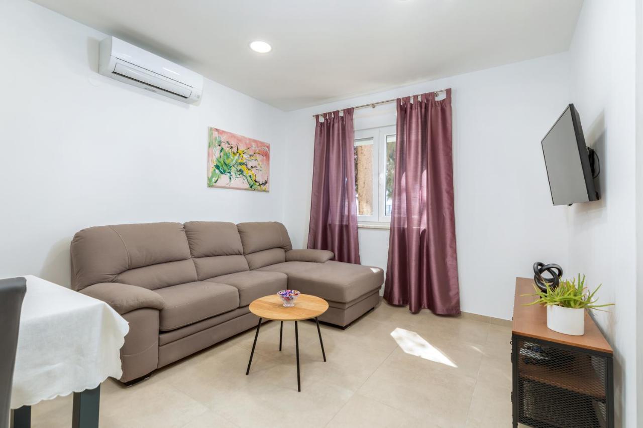 Apartment Lorilu Πούλα Εξωτερικό φωτογραφία